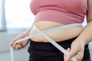 “วันโรคอ้วนโลก” เปิดสถิติประชากรโลกเกือบ 1 พันล้านคนเผชิญโรคอ้วน ผู้หญิงไทยอ้วนแซงผู้ชาย แพทย์แนะปรับพฤติกรรม-เฝ้าระวัง “ภาวะก่อนอ้วน”