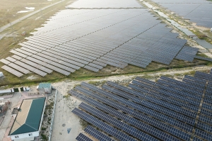 โรงไฟฟ้าแสงอาทิตย์ฮาติ๋ญ ในเวียดนาม –  อีกความสำเร็จในการสร้างการเติบโตของพอร์ตพลังงานที่สะอาดขึ้นของบ้านปู