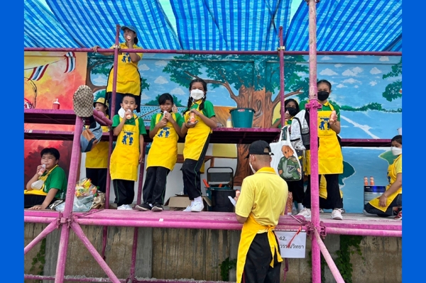 ซีพีเอฟ-กองทัพบก มอบนม "ซีพี-เมจิ" หนุนกิจกรรมวาดภาพบนกำแพง "สวนทศมินทราภิรมย์&rdquo; ถวายเป็นพระราชกุศล ร.10