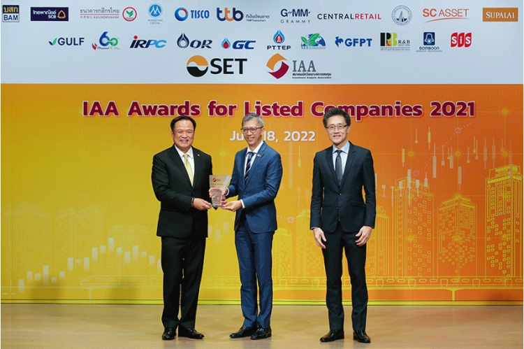 ทีเอ็มบีธนชาต คว้ารางวัล BEST CEO – กลุ่มธุรกิจการเงิน สองปีซ้อน  จากเวที “IAA Awards for Listed Companies 2021”