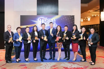 เอไอเอ ประเทศไทย  เข้ารับรางวัลตัวแทนคุณภาพดีเด่นแห่งชาติ (TNQA) ครั้งที่ 37 ประจำปี 2563