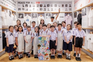 ยูนิโคล่ จัดเวิร์คชอปศิลปะ ฉลองเปิดตัวเสื้อยืดการกุศลผลงานของ ปาโบล ปิกัสโซ ‘Bouquet of Peace’