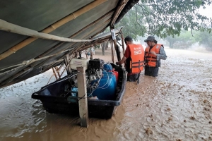 ทรู คอร์ปอเรชั่น เกาะติดน้ำท่วมเชียงรายร่วมอพยพผู้ประสบภัย มอบอาหารน้ำดื่มพร้อมดูแลระบบสื่อสารฉุกเฉิน