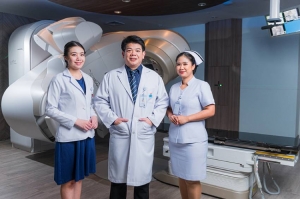 &quot;โรงพยาบาลมะเร็งชีวามิตราเปิดบริการนัดหมายแพทย์ เพื่อปรึกษาปัญหามะเร็งฟรี! ผ่านออนไลน์-โทรศัพท์ ลดความเสี่ยงรับนิวนอร์มอล&quot;