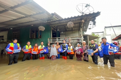 ทิพยประกันภัย รุดช่วยเหลือผู้ประสบภัยน้ำท่วมภาคใต้ พร้อมบริการยกรถฟรี