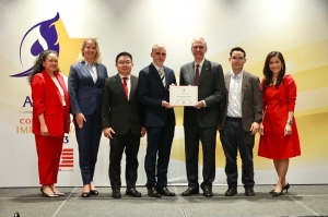 เอไอเอ ประเทศไทย รับรางวัลดีเด่นด้านกิจการเพื่อสังคม จากสภาหอการค้าอเมริกัน (AMCHAM Corporate Social Impact Award) เป็นปีที่ 12 ติดต่อกัน