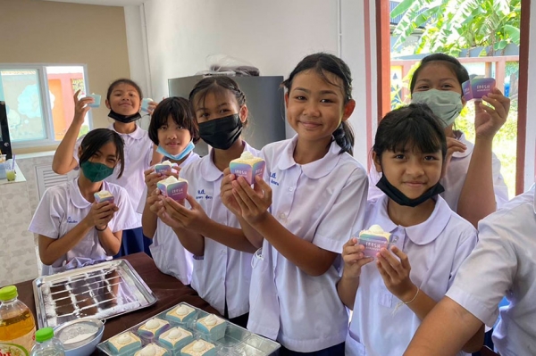 จาก "โครงการเลี้ยงไก่ไข่" สู่ BKS BAKERY ซีพีเอฟ พัฒนาทักษะอาชีพน้องๆ รร.คอนเน็กซ์ อีดี