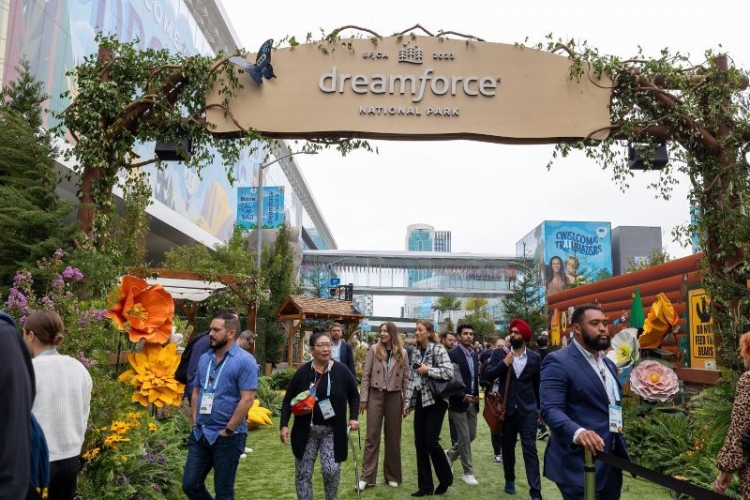 Salesforce เปิดงาน Dreamforce 2023 ประกาศนวัตกรรม AI และ Data ใหม่ล่าสุดขับเคลื่อนธุรกิจแห่งอนาคต